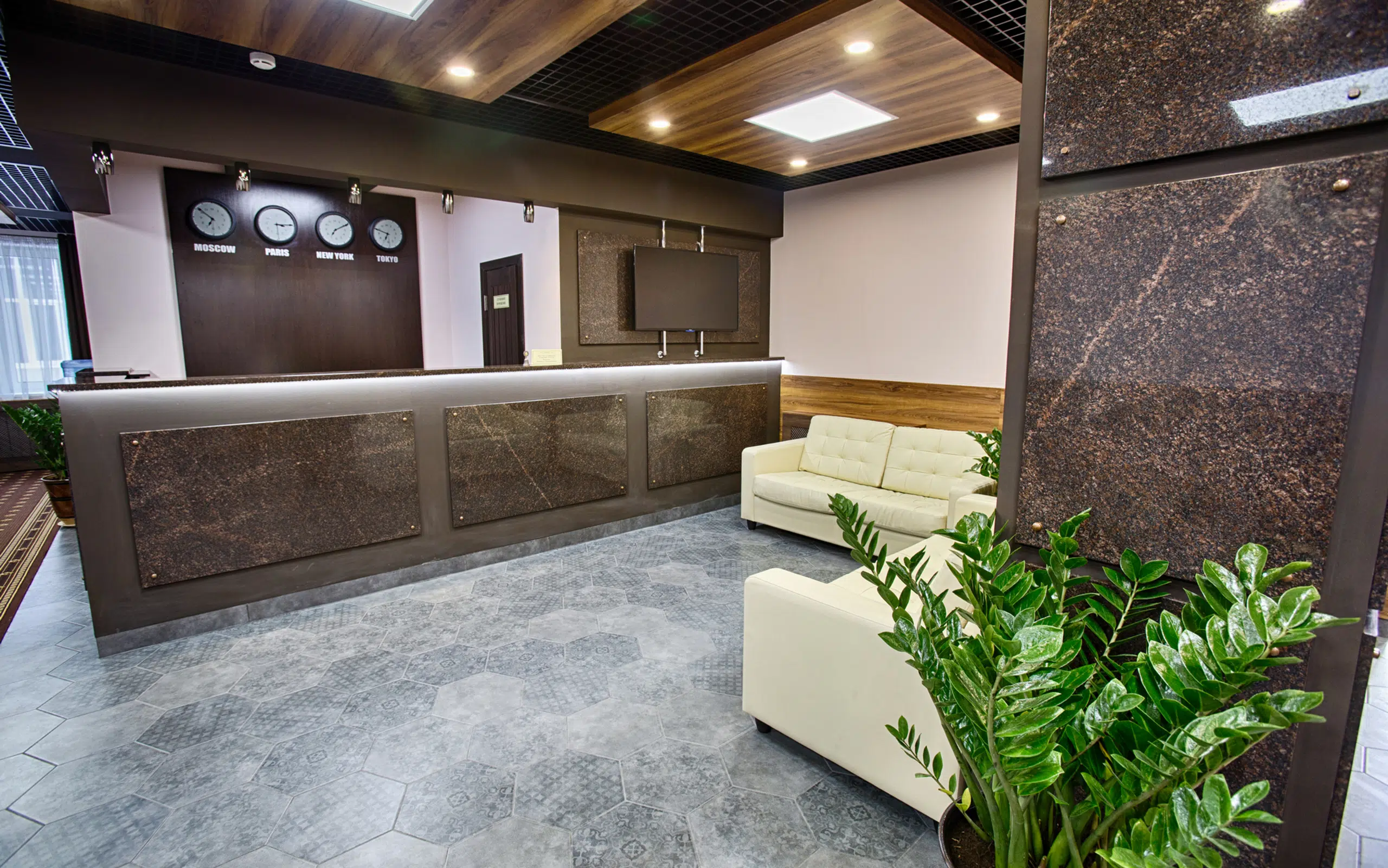 Контакты West Hotel